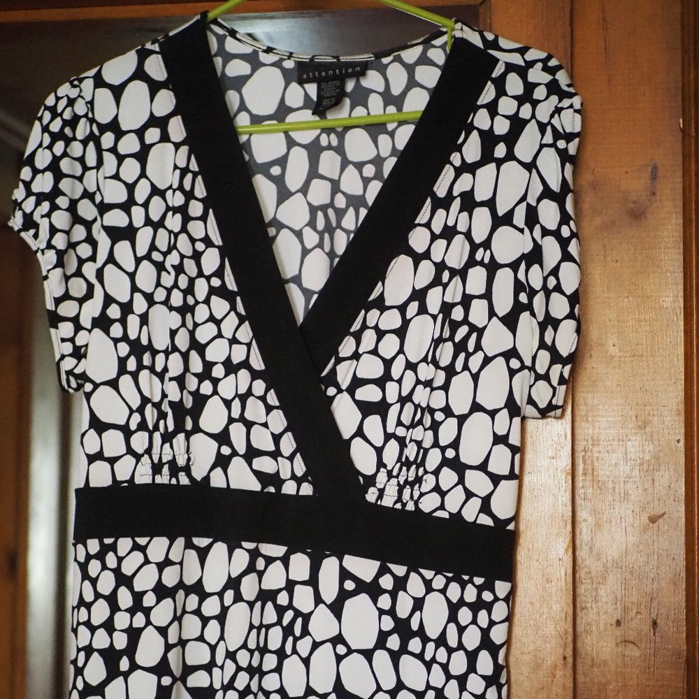 2 Short Sleeve Dresses - White/Black and Black